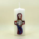 Osterkerze mit Kreuz und Lamm