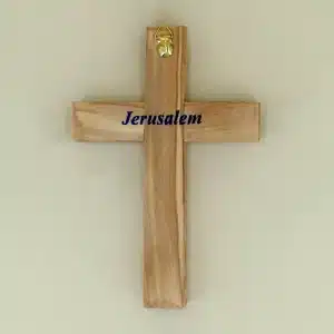 Wandkreuz mit Erde aus Bethlehem Olivenholz 16 cm