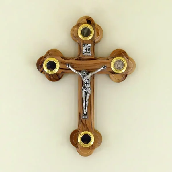 Wandkreuz mit Erde aus Bethlehem Olivenholz 14 cm