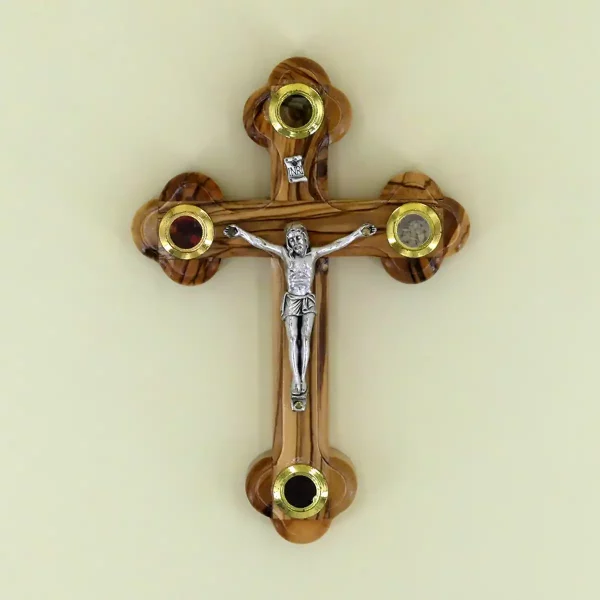 Wandkreuz mit Erde aus Bethlehem Olivenholz 14 cm