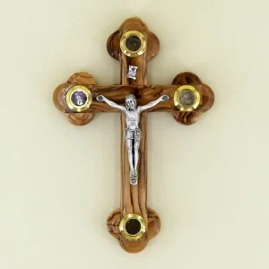 Wandkreuz mit Erde aus Bethlehem Olivenholz 14 cm