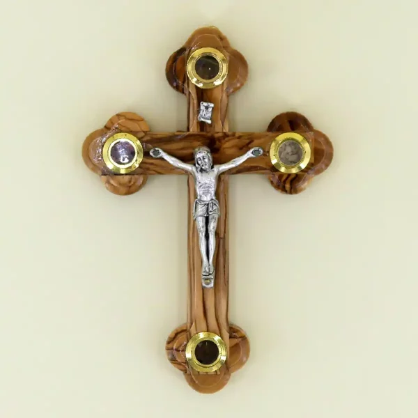 Wandkreuz mit Erde aus Bethlehem Olivenholz 14 cm