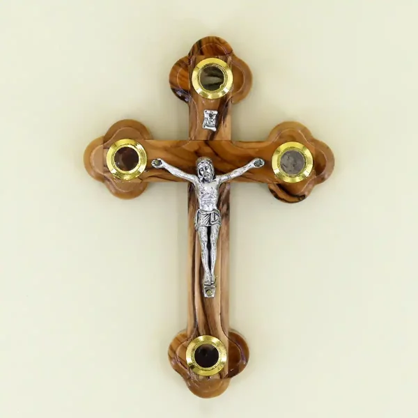 Wandkreuz mit Erde aus Bethlehem Olivenholz 14 cm