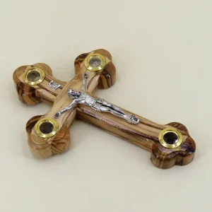 Wandkreuz mit Erde aus Bethlehem Olivenholz 14 cm