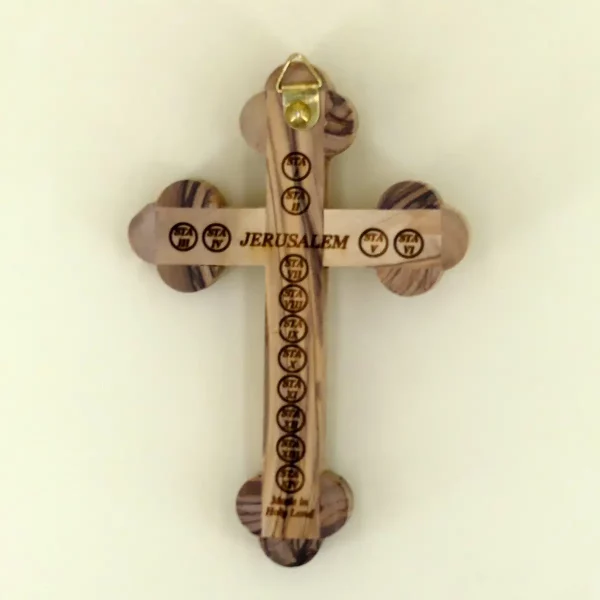 Wandkreuz mit Erde aus Bethlehem Olivenholz 14 cm