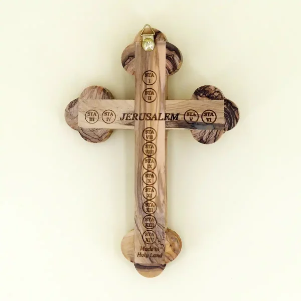 Wandkreuz mit Erde aus Bethlehem Olivenholz 18 cm
