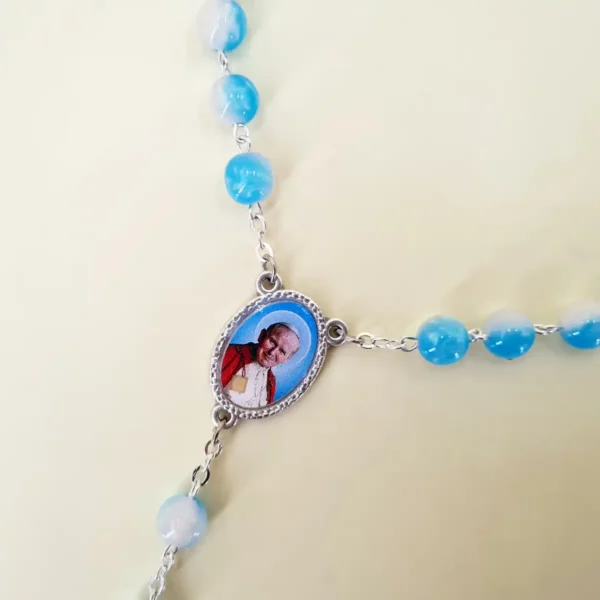Reliquienrosenkranz Papst Johannes Paul II. hellblau