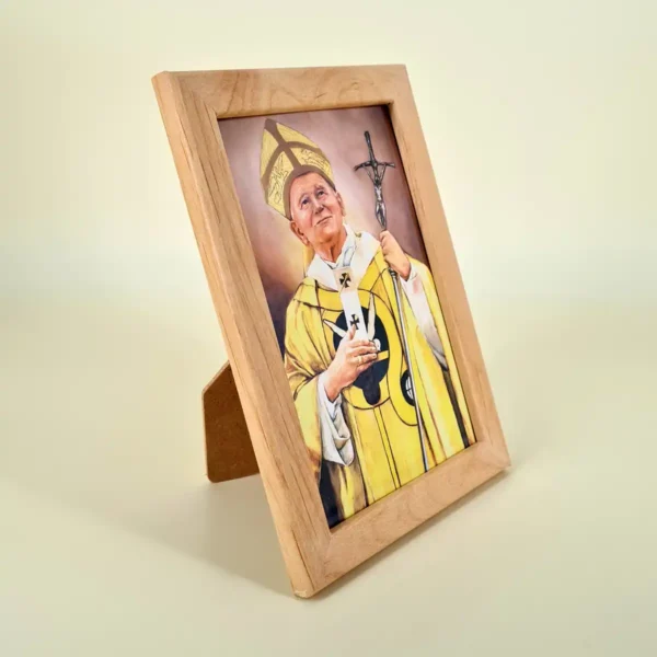 Papst Johannes Paul II Bild mit Kreuz im Holzrahmen, ideal zum Aufstellen oder Aufhängen, inkl. Aufhänger hinten.